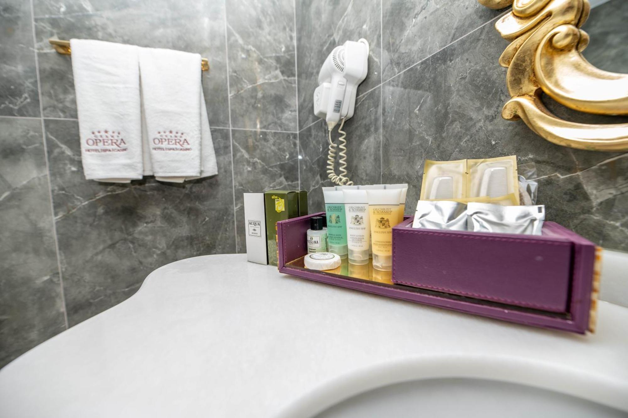 Grand Opera Hotel & Casino & Spa Girne Dış mekan fotoğraf