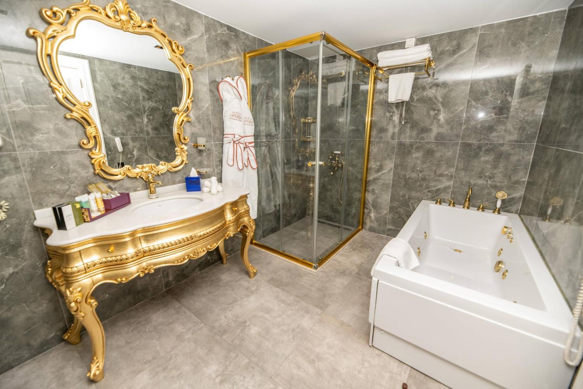 Grand Opera Hotel & Casino & Spa Girne Dış mekan fotoğraf