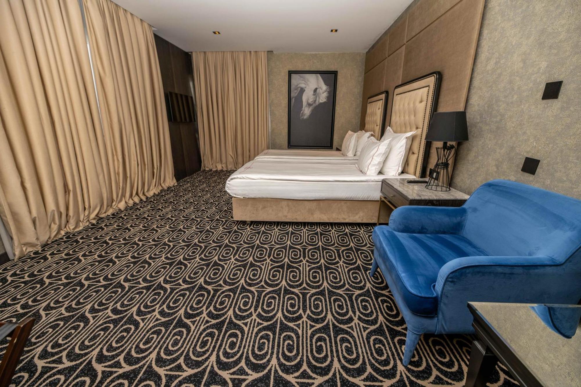 Grand Opera Hotel & Casino & Spa Girne Dış mekan fotoğraf