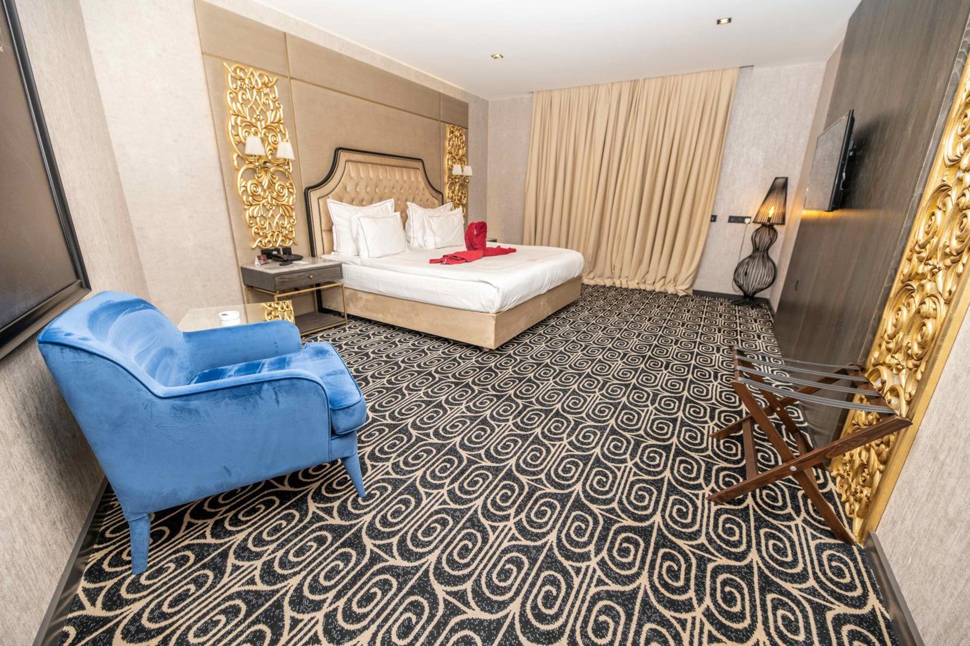 Grand Opera Hotel & Casino & Spa Girne Dış mekan fotoğraf