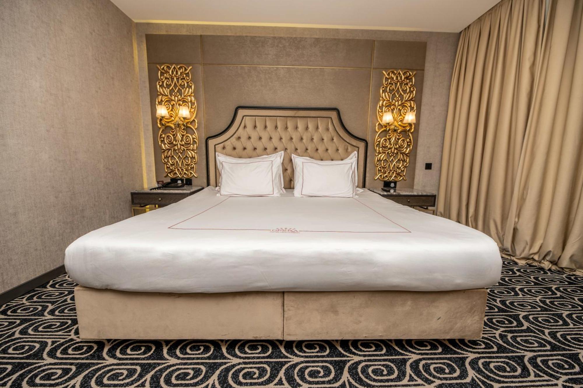 Grand Opera Hotel & Casino & Spa Girne Dış mekan fotoğraf